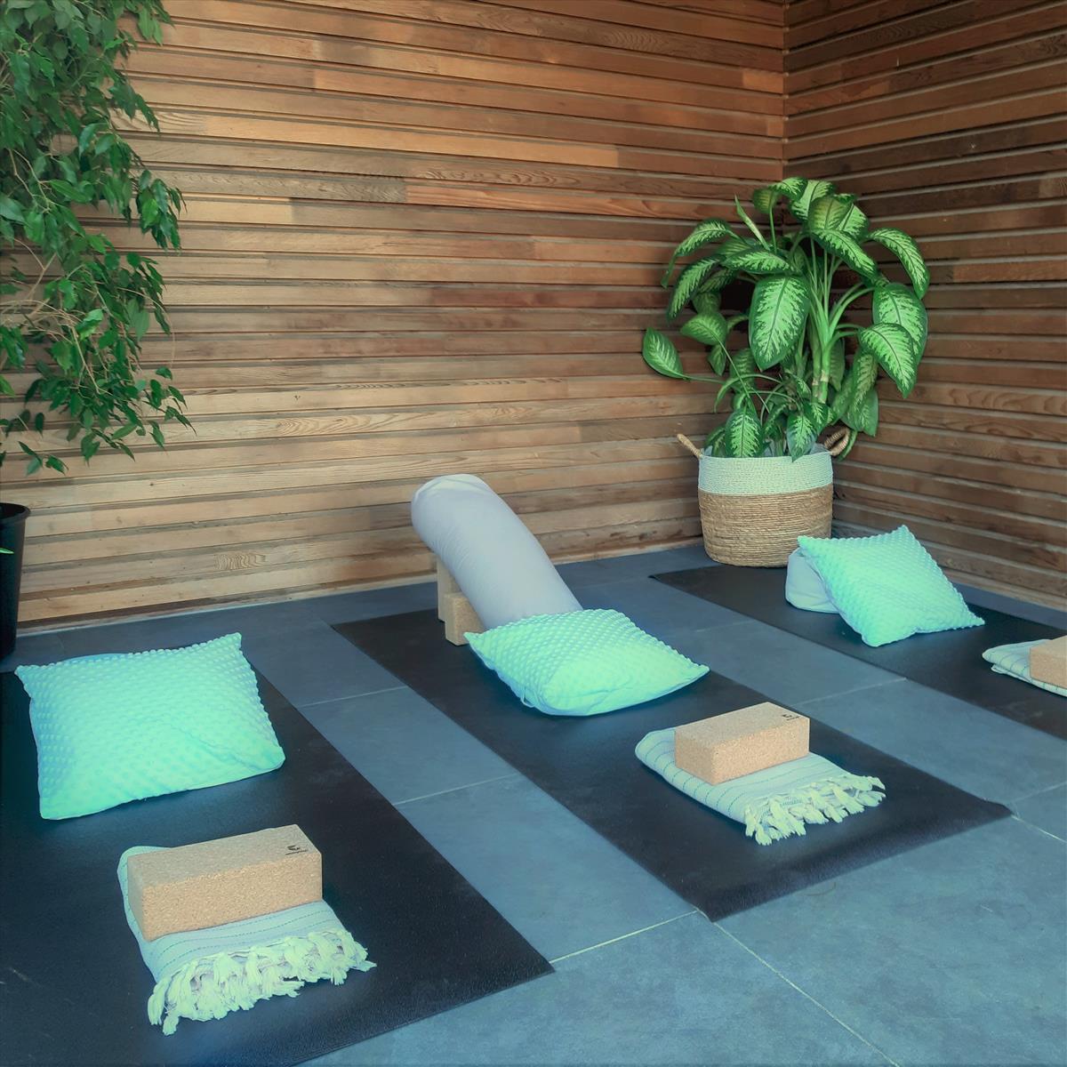 COZY - ZWANGERSCHAPS yoga - PRENATAL Yoga - MAART/ MARCH 2025 @ NUMINATAL DILBEEK